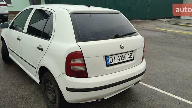 Білий Шкода Фабія, об'ємом двигуна 1.2 л та пробігом 310 тис. км за 3400 $, фото 4 на Automoto.ua