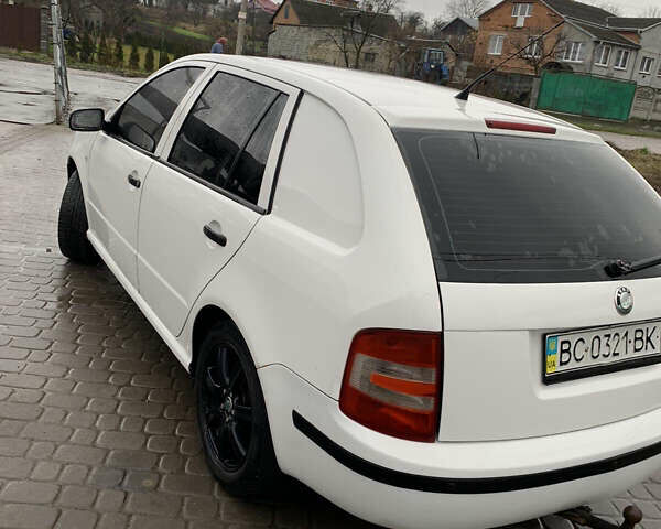 Білий Шкода Фабія, об'ємом двигуна 1.9 л та пробігом 262 тис. км за 3400 $, фото 6 на Automoto.ua