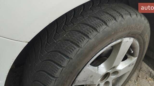 Шкода Фабия 2006 в Кропивницком (Кировограде) на Automoto.ua Белый Шкода Фабия, объемом двигателя 1.2 л и пробегом 360 тыс. км за 3800 $, фото 5 на Automoto.ua