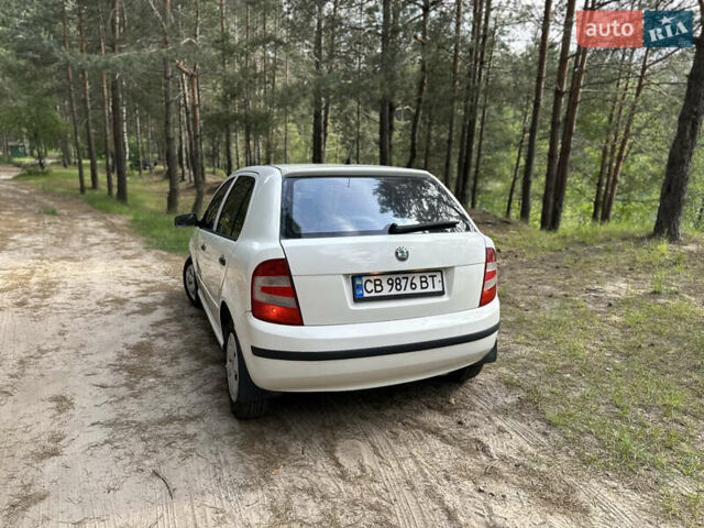 Белый Шкода Фабия, объемом двигателя 1.2 л и пробегом 187 тыс. км за 2750 $, фото 9 на Automoto.ua