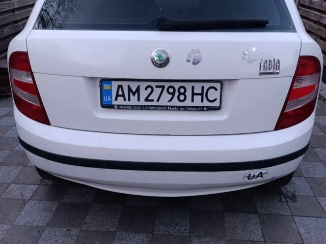 Білий Шкода Фабія, об'ємом двигуна 1.2 л та пробігом 228 тис. км за 3500 $, фото 2 на Automoto.ua