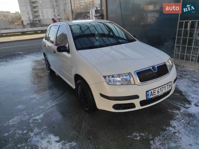 Білий Шкода Фабія, об'ємом двигуна 1.2 л та пробігом 355 тис. км за 3800 $, фото 9 на Automoto.ua
