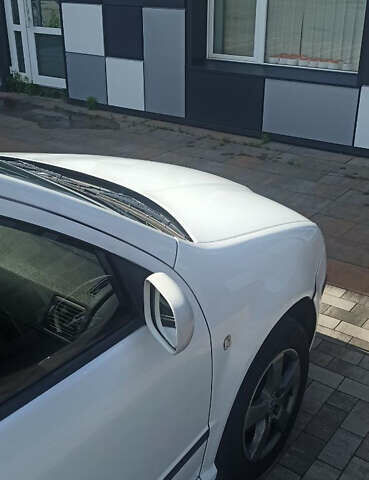 Білий Шкода Фабія, об'ємом двигуна 1.2 л та пробігом 425 тис. км за 2800 $, фото 8 на Automoto.ua