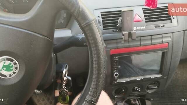 Шкода Фабия 2006 в Кропивницком (Кировограде) на Automoto.ua Белый Шкода Фабия, объемом двигателя 1.2 л и пробегом 360 тыс. км за 3800 $, фото 6 на Automoto.ua