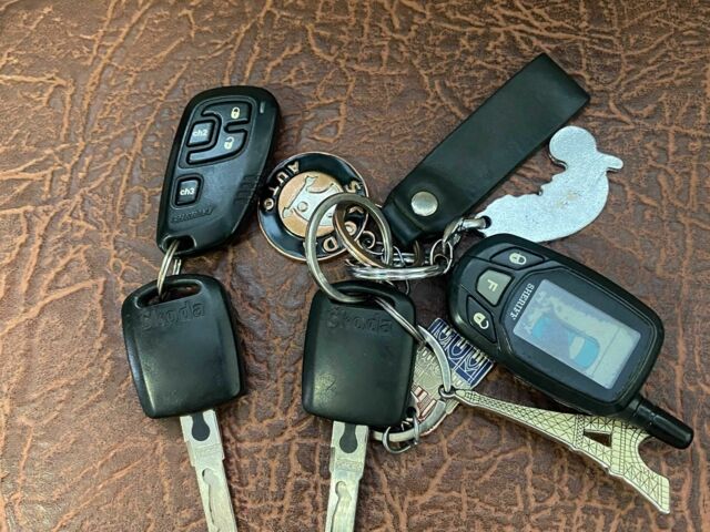 Белый Шкода Фабия, объемом двигателя 1.4 л и пробегом 193 тыс. км за 5000 $, фото 19 на Automoto.ua