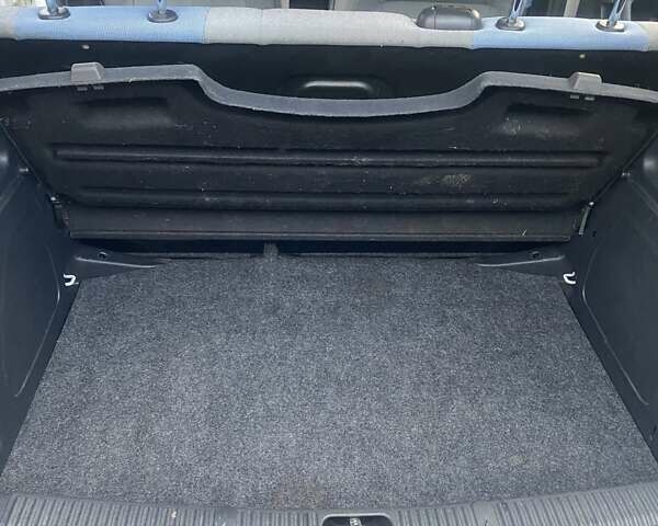 Белый Шкода Фабия, объемом двигателя 1.2 л и пробегом 114 тыс. км за 4500 $, фото 16 на Automoto.ua