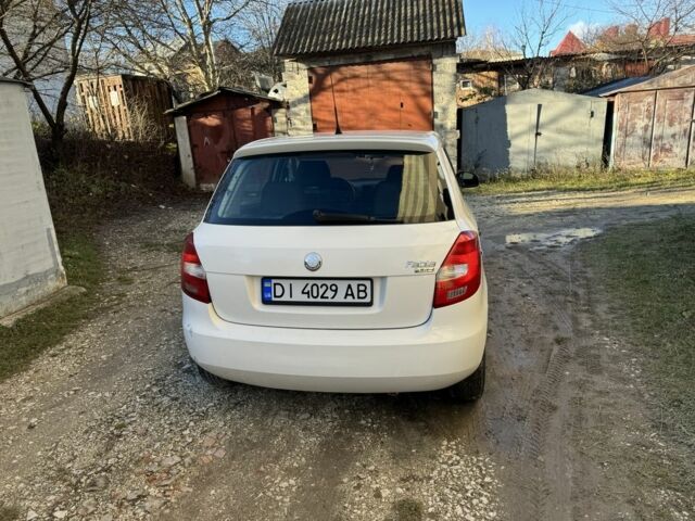 Білий Шкода Фабія, об'ємом двигуна 1.4 л та пробігом 280 тис. км за 3000 $, фото 2 на Automoto.ua