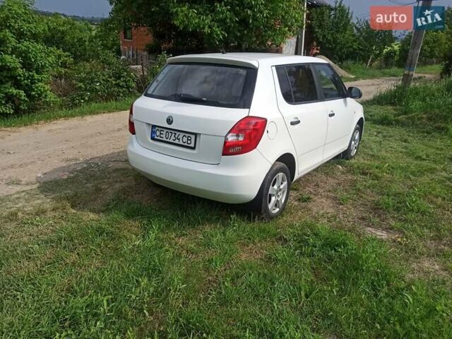 Білий Шкода Фабія, об'ємом двигуна 1.2 л та пробігом 246 тис. км за 4300 $, фото 10 на Automoto.ua