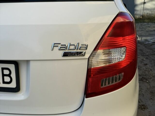 Білий Шкода Фабія, об'ємом двигуна 1.4 л та пробігом 280 тис. км за 3000 $, фото 12 на Automoto.ua