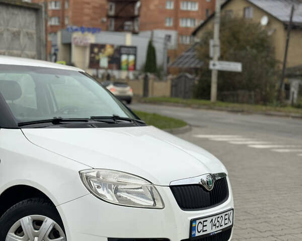 Белый Шкода Фабия, объемом двигателя 1.42 л и пробегом 349 тыс. км за 3999 $, фото 14 на Automoto.ua