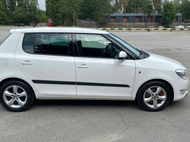 Білий Шкода Фабія, об'ємом двигуна 0 л та пробігом 209 тис. км за 6500 $, фото 3 на Automoto.ua