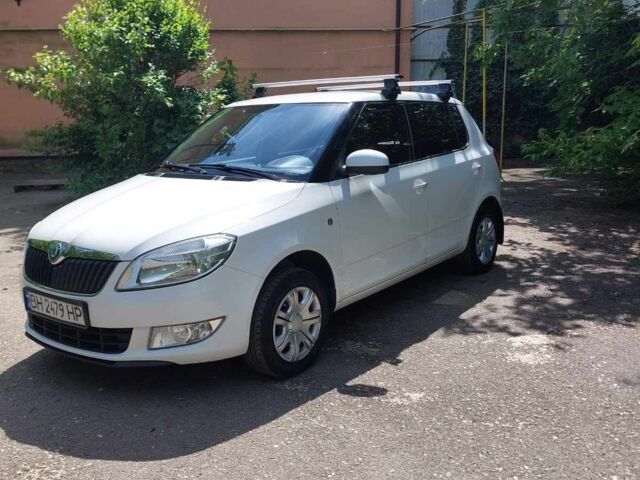 Білий Шкода Фабія, об'ємом двигуна 1.4 л та пробігом 180 тис. км за 6200 $, фото 2 на Automoto.ua