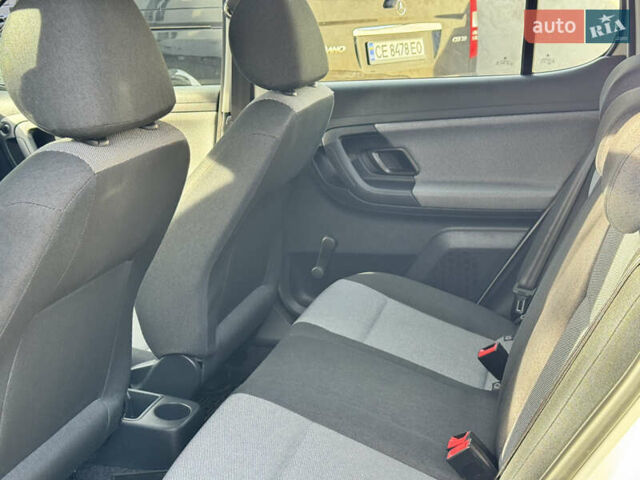 Белый Шкода Фабия, объемом двигателя 1.2 л и пробегом 158 тыс. км за 5499 $, фото 11 на Automoto.ua