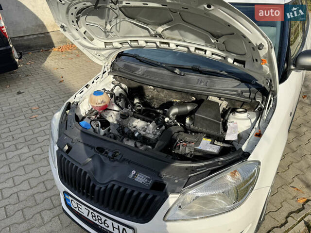 Белый Шкода Фабия, объемом двигателя 1.2 л и пробегом 158 тыс. км за 5499 $, фото 25 на Automoto.ua