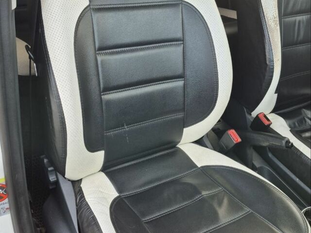 Білий Шкода Фабія, об'ємом двигуна 0 л та пробігом 240 тис. км за 3999 $, фото 11 на Automoto.ua