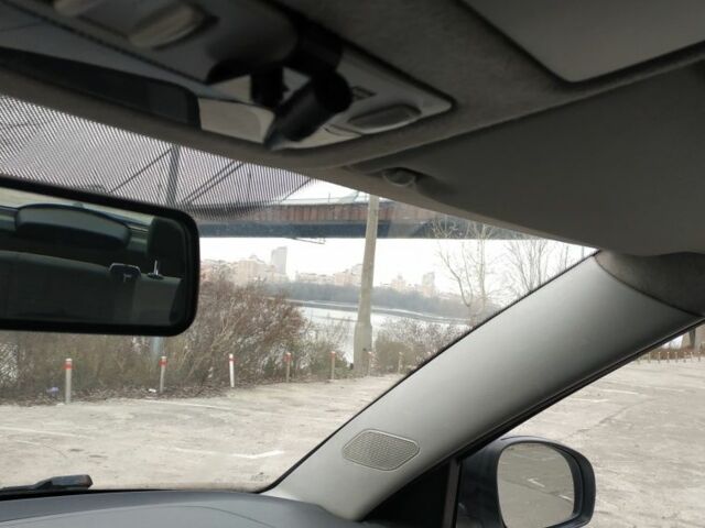 Белый Шкода Фабия, объемом двигателя 1.2 л и пробегом 388 тыс. км за 3400 $, фото 6 на Automoto.ua