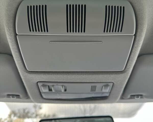 Шкода Фабия 2011 в Буче на Automoto.ua Белый Шкода Фабия, объемом двигателя 1.2 л и пробегом 156 тыс. км за 6300 $, фото 27 на Automoto.ua