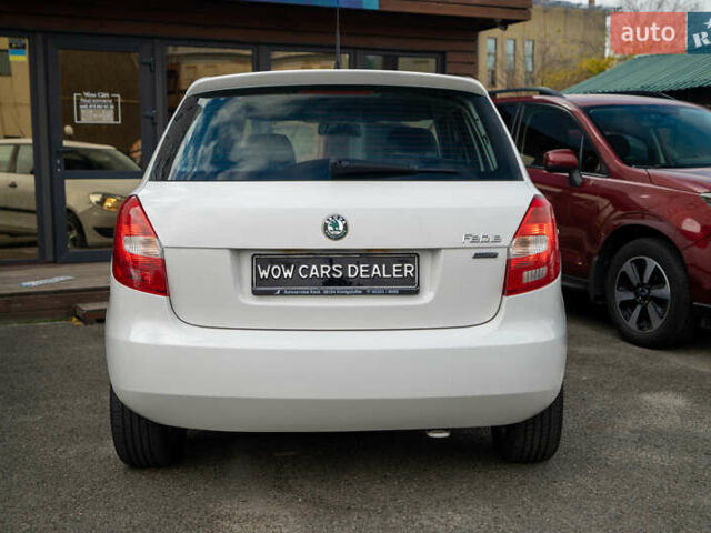 Білий Шкода Фабія, об'ємом двигуна 1.39 л та пробігом 286 тис. км за 4500 $, фото 9 на Automoto.ua