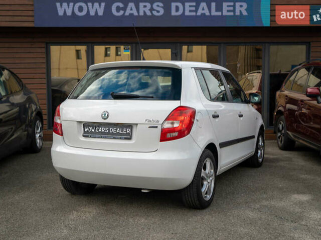 Білий Шкода Фабія, об'ємом двигуна 1.39 л та пробігом 286 тис. км за 4500 $, фото 8 на Automoto.ua