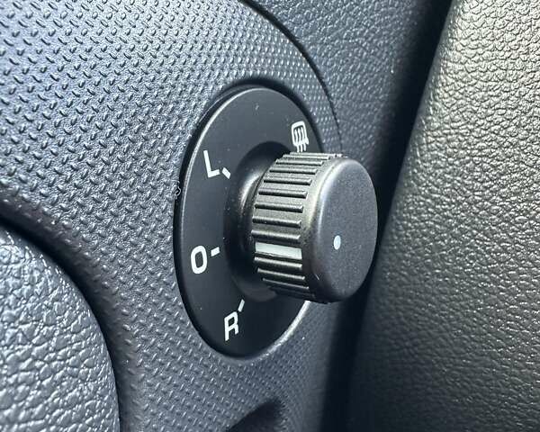 Шкода Фабия 2011 в Буче на Automoto.ua Белый Шкода Фабия, объемом двигателя 1.2 л и пробегом 156 тыс. км за 6300 $, фото 31 на Automoto.ua