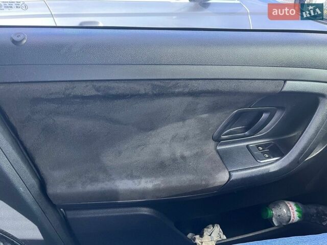 Білий Шкода Фабія, об'ємом двигуна 1.39 л та пробігом 206 тис. км за 5200 $, фото 35 на Automoto.ua