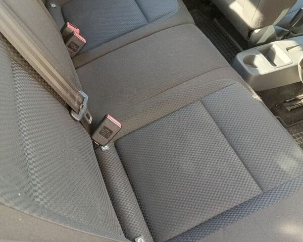 Белый Шкода Фабия, объемом двигателя 1.2 л и пробегом 180 тыс. км за 4650 $, фото 12 на Automoto.ua