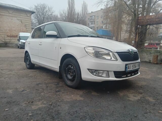 Белый Шкода Фабия, объемом двигателя 0 л и пробегом 250 тыс. км за 3700 $, фото 6 на Automoto.ua