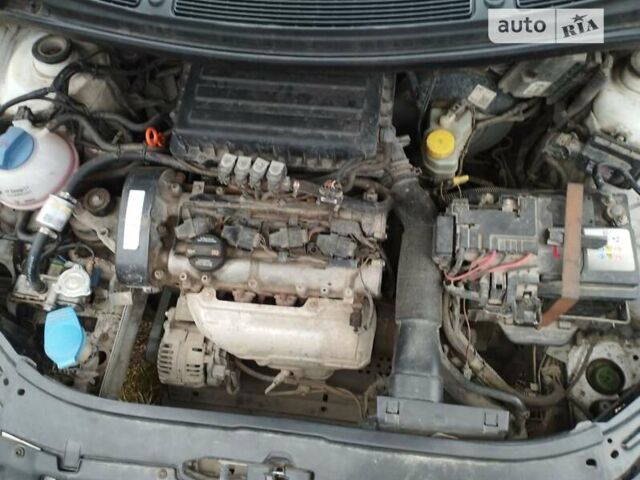 Шкода Фабія 2012 у Івано-Франківську на Automoto.ua Білий Шкода Фабія, об'ємом двигуна 1.4 л та пробігом 190 тис. км за 4900 $, фото 4 на Automoto.ua