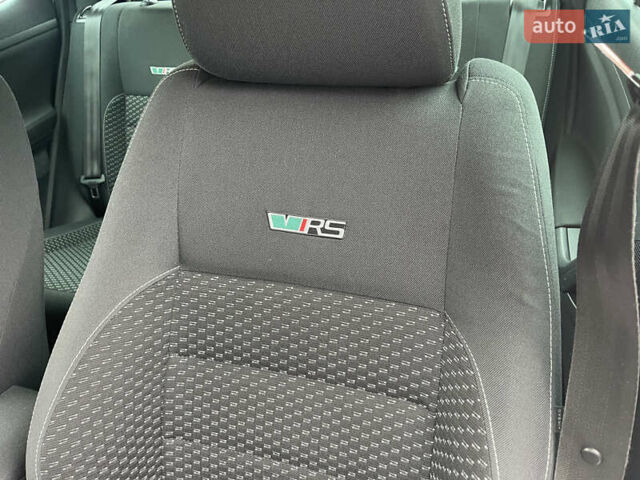 Белый Шкода Фабия, объемом двигателя 1.4 л и пробегом 163 тыс. км за 10300 $, фото 28 на Automoto.ua