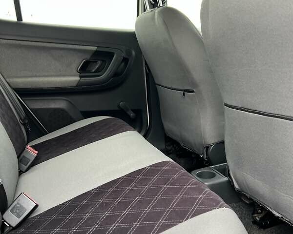Білий Шкода Фабія, об'ємом двигуна 1.2 л та пробігом 150 тис. км за 6700 $, фото 17 на Automoto.ua