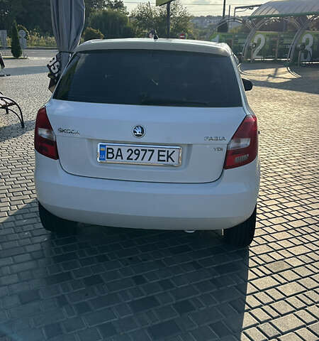 Білий Шкода Фабія, об'ємом двигуна 1.6 л та пробігом 281 тис. км за 6200 $, фото 5 на Automoto.ua