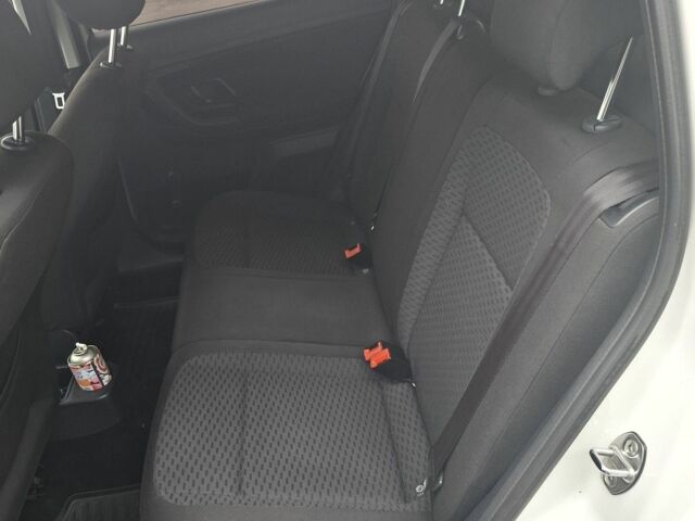 Білий Шкода Фабія, об'ємом двигуна 1.4 л та пробігом 270 тис. км за 6050 $, фото 21 на Automoto.ua