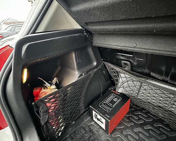 Белый Шкода Фабия, объемом двигателя 1.2 л и пробегом 162 тыс. км за 6000 $, фото 62 на Automoto.ua