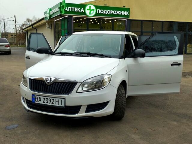 Білий Шкода Фабія, об'ємом двигуна 1.6 л та пробігом 167 тис. км за 6700 $, фото 4 на Automoto.ua