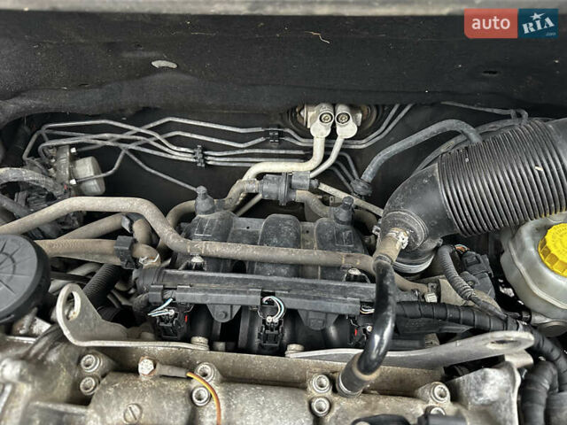 Белый Шкода Фабия, объемом двигателя 1.2 л и пробегом 162 тыс. км за 6000 $, фото 72 на Automoto.ua