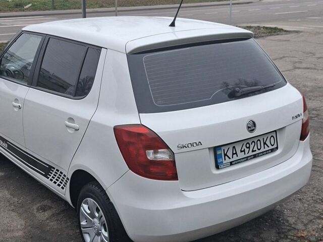 Білий Шкода Фабія, об'ємом двигуна 1.4 л та пробігом 270 тис. км за 6050 $, фото 14 на Automoto.ua