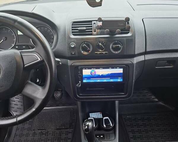 Белый Шкода Фабия, объемом двигателя 1.4 л и пробегом 285 тыс. км за 6050 $, фото 16 на Automoto.ua