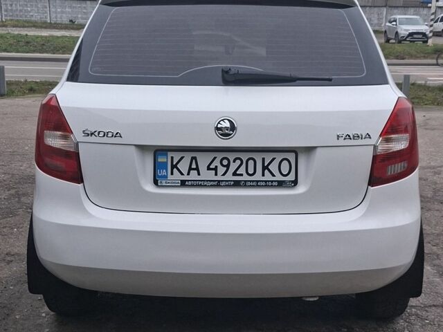 Білий Шкода Фабія, об'ємом двигуна 1.4 л та пробігом 270 тис. км за 6050 $, фото 15 на Automoto.ua