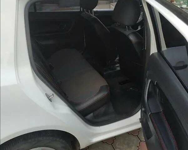 Білий Шкода Фабія, об'ємом двигуна 1.2 л та пробігом 144 тис. км за 5900 $, фото 7 на Automoto.ua
