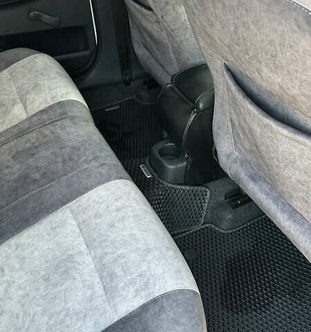 Білий Шкода Фабія, об'ємом двигуна 1.6 л та пробігом 281 тис. км за 6200 $, фото 18 на Automoto.ua