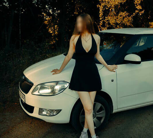 Шкода Фабия 2014 в Малине на Automoto.ua Белый Шкода Фабия, объемом двигателя 1.6 л и пробегом 236 тыс. км за 6500 $, фото 7 на Automoto.ua