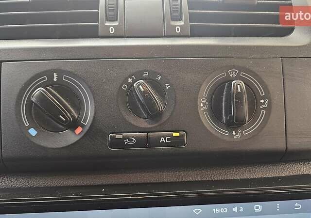 Белый Шкода Фабия, объемом двигателя 1.6 л и пробегом 132 тыс. км за 6700 $, фото 13 на Automoto.ua