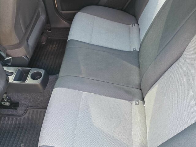 Белый Шкода Фабия, объемом двигателя 1.4 л и пробегом 249 тыс. км за 5500 $, фото 5 на Automoto.ua