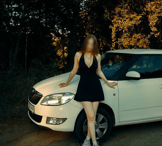 Шкода Фабия 2014 в Малине на Automoto.ua Белый Шкода Фабия, объемом двигателя 1.6 л и пробегом 236 тыс. км за 6500 $, фото 8 на Automoto.ua