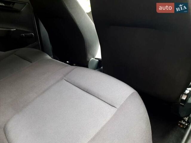 Шкода Фабия 2015 в Киеве на Automoto.ua Белый Шкода Фабия, объемом двигателя 1 л и пробегом 230 тыс. км за 5299 $, фото 17 на Automoto.ua