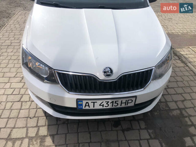 Белый Шкода Фабия, объемом двигателя 1.2 л и пробегом 200 тыс. км за 7500 $, фото 9 на Automoto.ua
