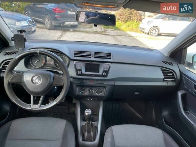 Шкода Фабия 2016 в Львове на Automoto.ua Белый Шкода Фабия, объемом двигателя 1.2 л и пробегом 184 тыс. км за 6400 $, фото 3 на Automoto.ua