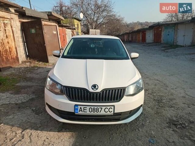 Білий Шкода Фабія, об'ємом двигуна 1 л та пробігом 171 тис. км за 8450 $, фото 3 на Automoto.ua