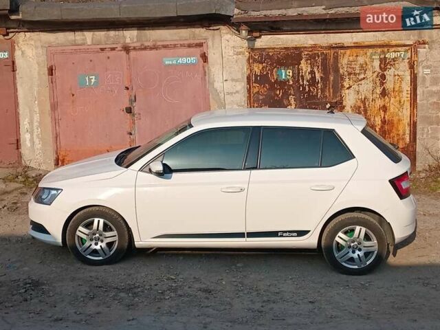 Білий Шкода Фабія, об'ємом двигуна 1 л та пробігом 171 тис. км за 8450 $, фото 9 на Automoto.ua