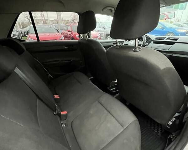 Білий Шкода Фабія, об'ємом двигуна 1 л та пробігом 206 тис. км за 6641 $, фото 10 на Automoto.ua